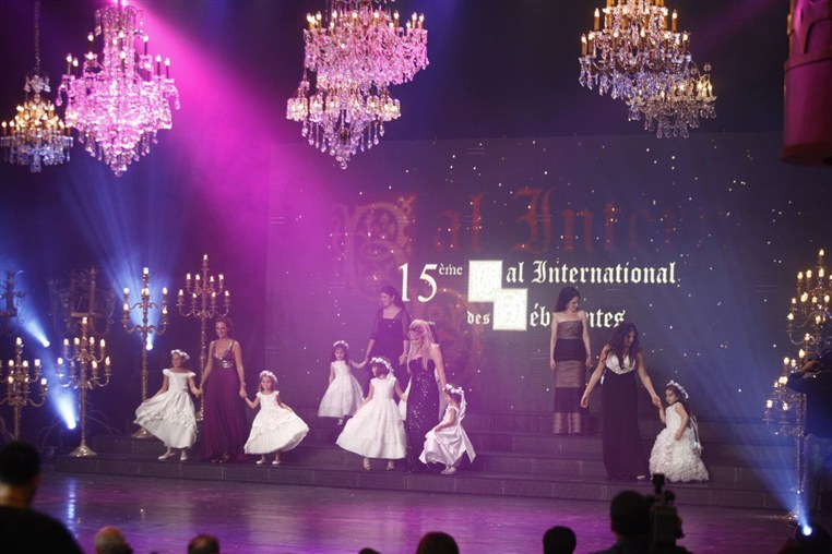 Bal des Debutantes 2012 